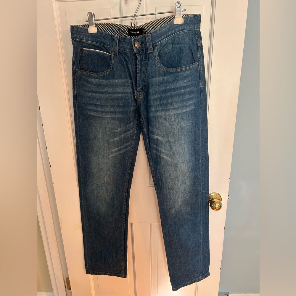 Men's FIRETRAP Blue Jeans , SIZE 34 L, all Cotton Straight Leg